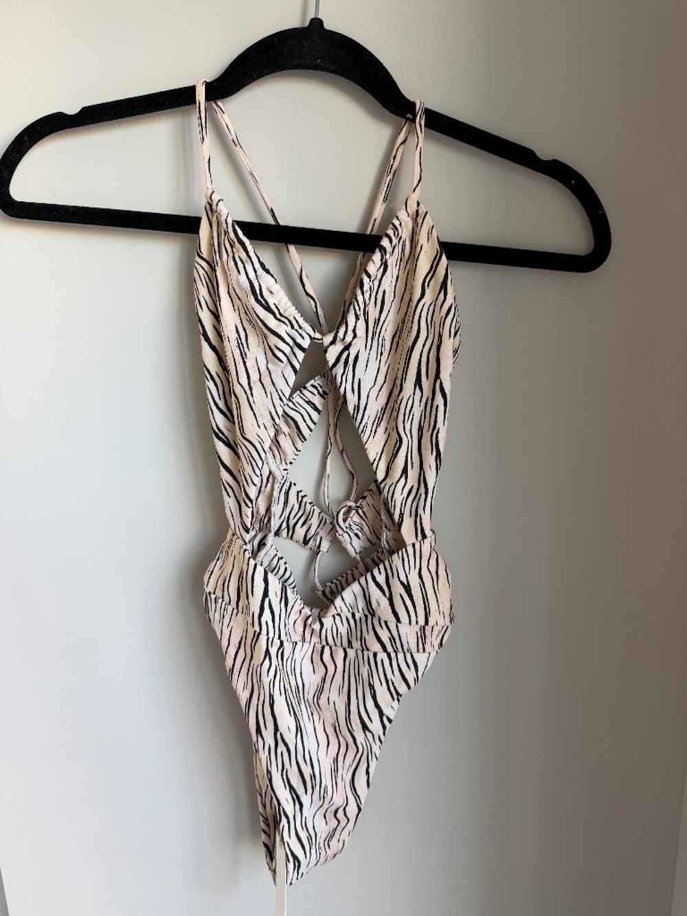 FOR LOVE & LEMONS Meghan One-Piece Swimsuit Size Small, Tiger Print Bodysuit